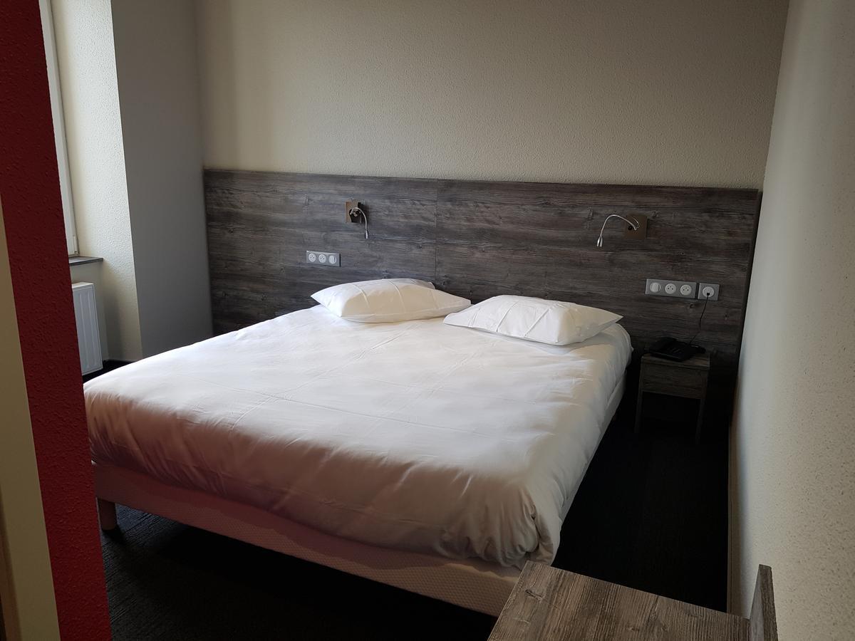 Hotel Jeanne D'Arc Saint-Chély-dʼApcher Eksteriør bilde